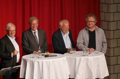 Opening of the exhibition "DER ZWEITE BLICK" on 4. September 2019, Picture 7, Photography Annette Heuwinkel-Otter, In the picture: Ulrich Heinemann, Jens-Olaf Buhrdorf / WDR, Andreas Fuchs, Markus Krüger